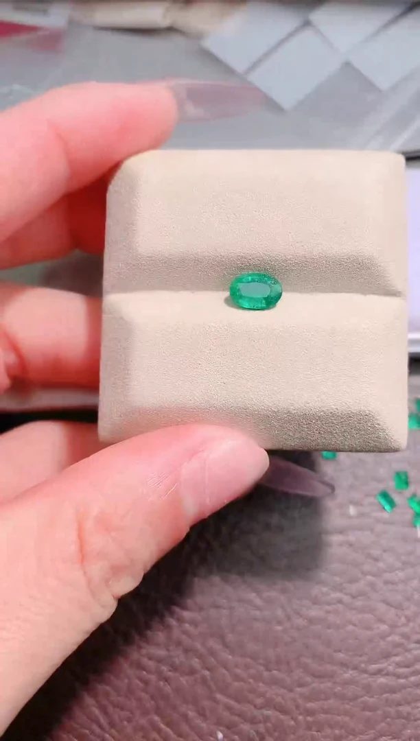 裸石祖母绿0.85ct