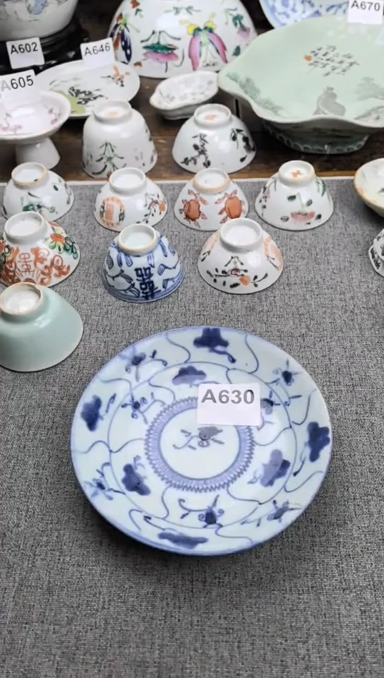 陶瓷细*仔现代工艺品陶瓷摆件