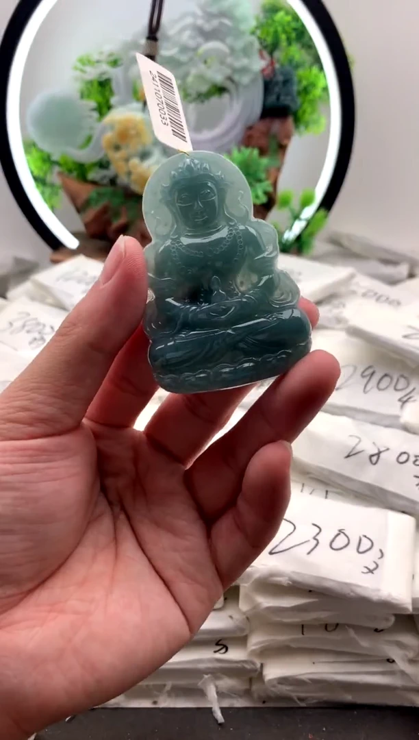 【闪购商品】翡翠颈饰未镶嵌渡母