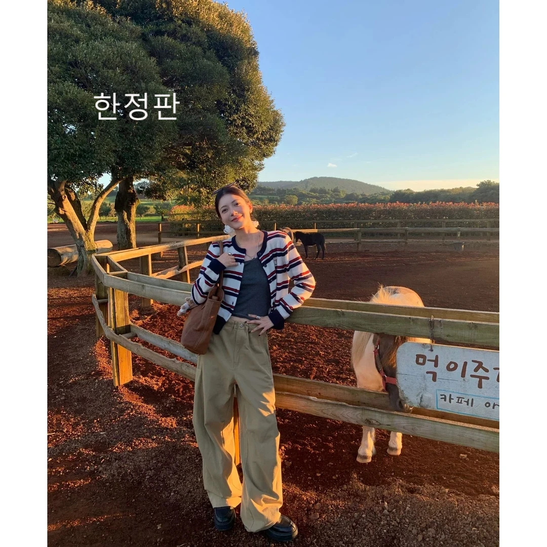 可爱修狗打底衫撞色早秋长袖条纹针织衫圆领mlu系开衫女