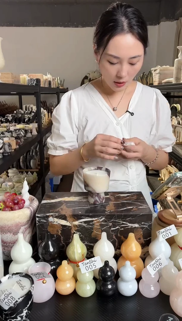 石材055宝紫大王杯已罐蜡微瑕