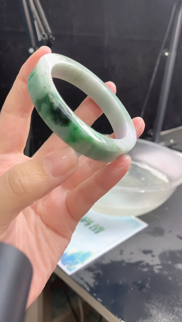 【闪购商品】定制翡翠手镯未镶嵌61 58-59正