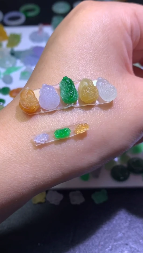 未镶嵌定制翡翠星*毛货