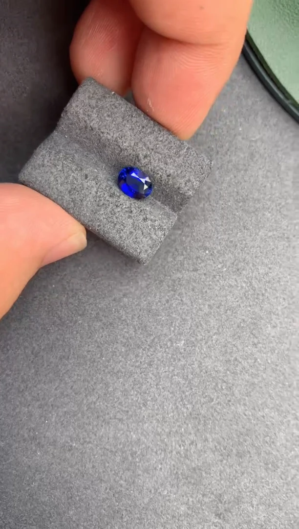 【闪购商品】蓝宝石裸石未镶嵌1.2ct皇家蓝