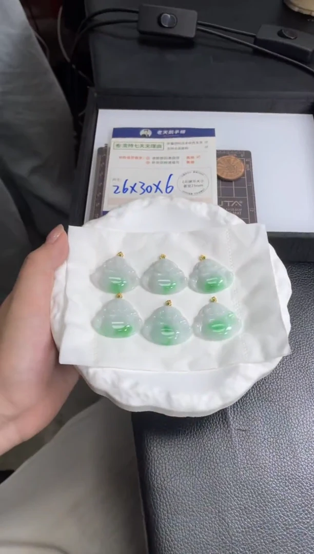 【闪购商品】翡翠挂件18K金镶嵌佛公FL16配绳/多样性发其一CP