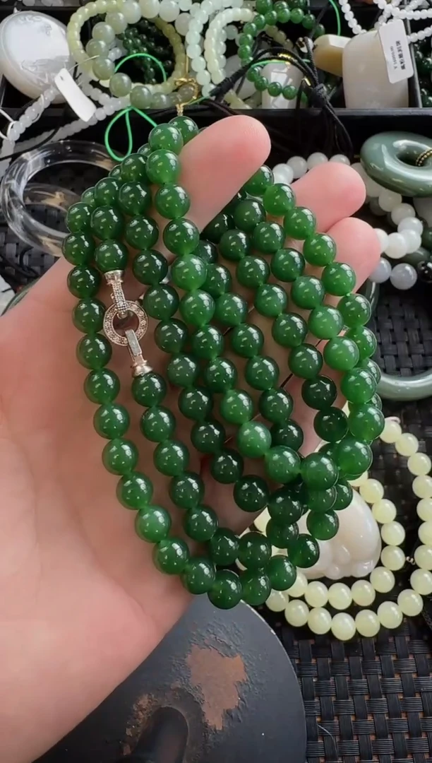 和田玉未镶嵌颈饰碧玉8mm108