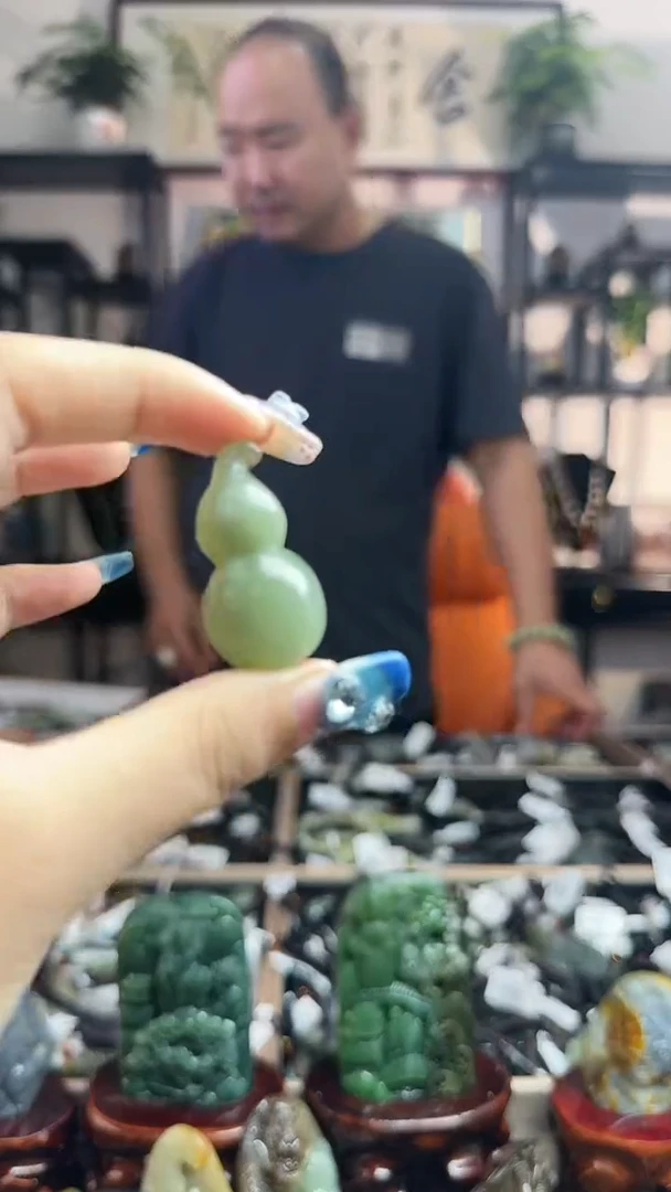 颈饰未镶嵌和田玉葫芦