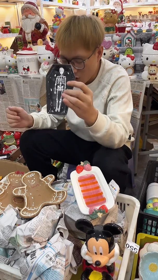 手工艺品琉璃满 28包邮，运费可退，微瑕陶瓷不退不换