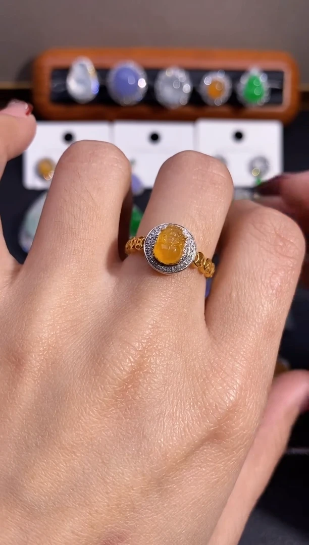 【闪购商品】翡翠戒指18K金镶嵌戒指