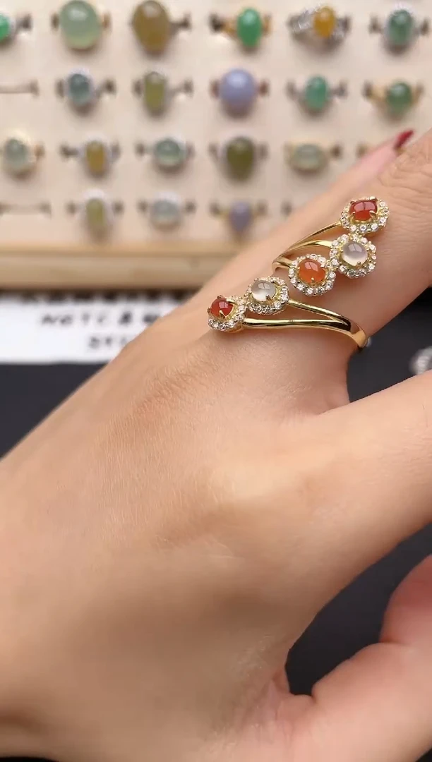 【闪购商品】翡翠戒指银S925镶嵌一物一证一礼盒