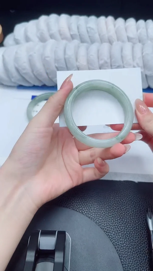 石英质玉手镯未镶嵌188-55.9