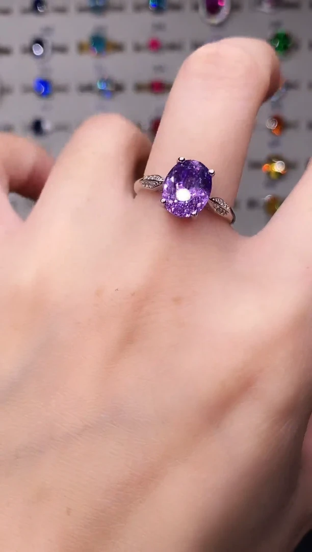 5克拉蓝宝石（处理）欧美风戒指