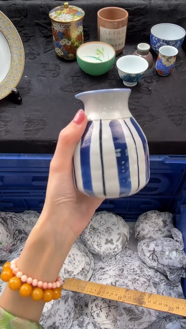 瓷片小**哇       C187