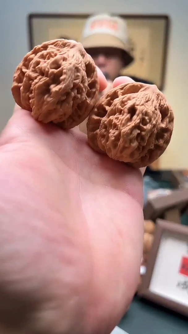 把件文玩核桃45mm+ 老树麦穗虎头 1对 （随机发）