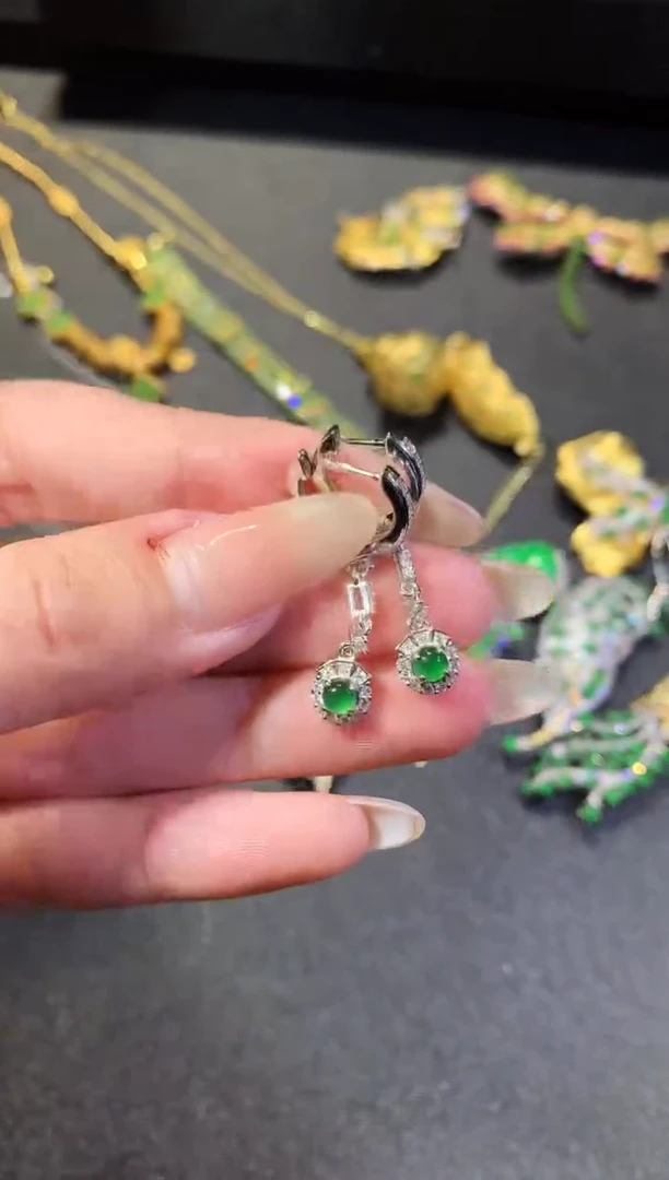 【闪购商品】翡翠耳饰银S925镶嵌94耳饰（多样性发货一件