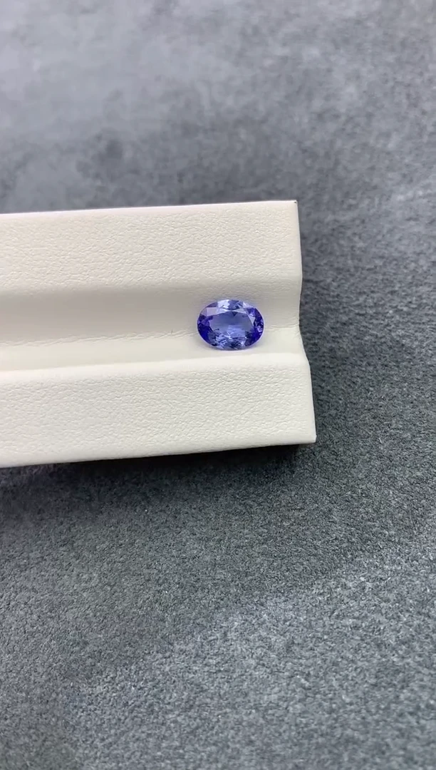 未镶嵌裸石坦桑石1.095CT/03