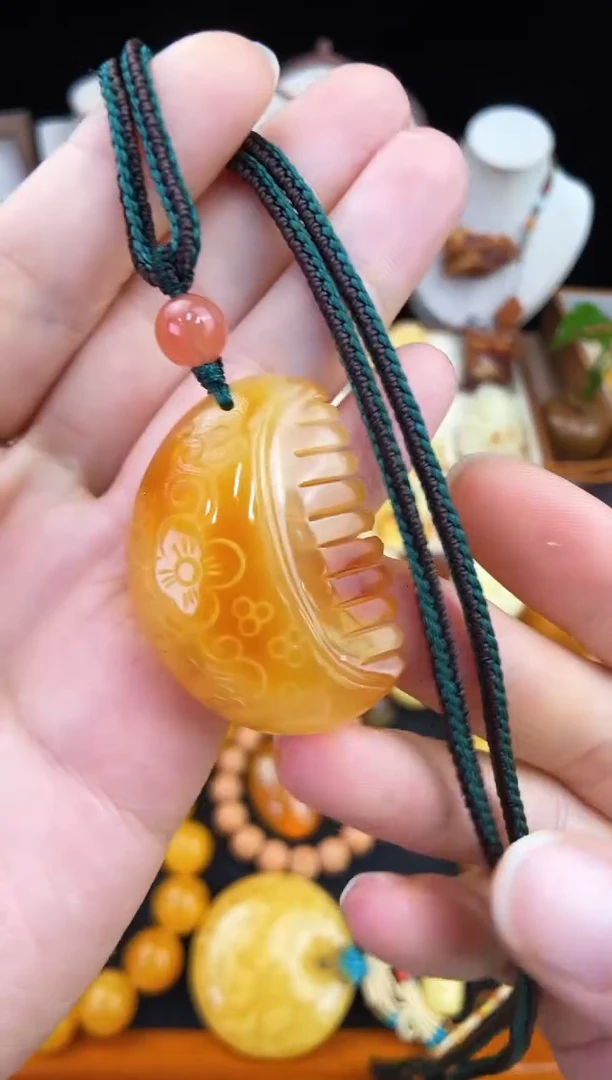 琥珀未镶嵌珠宝奇石柒月