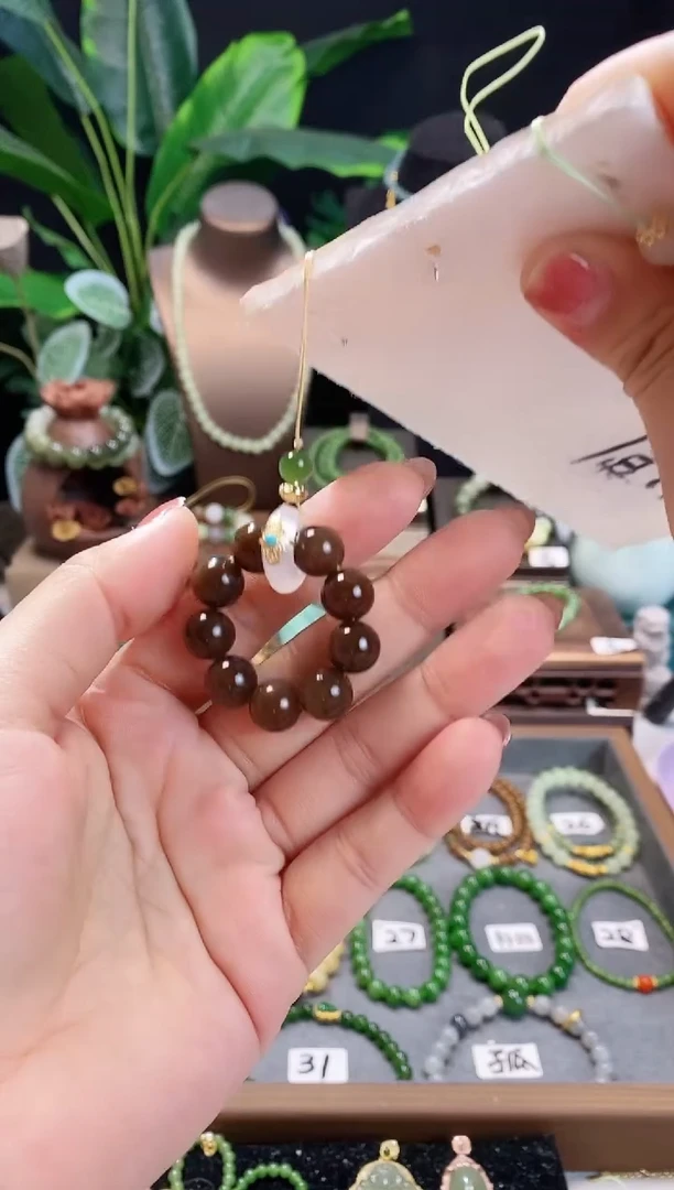 【闪购商品】和田玉挂件未镶嵌10m浓糖手机链