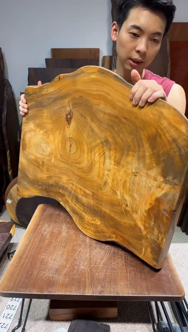 香樟木尺寸73*51*5编号712