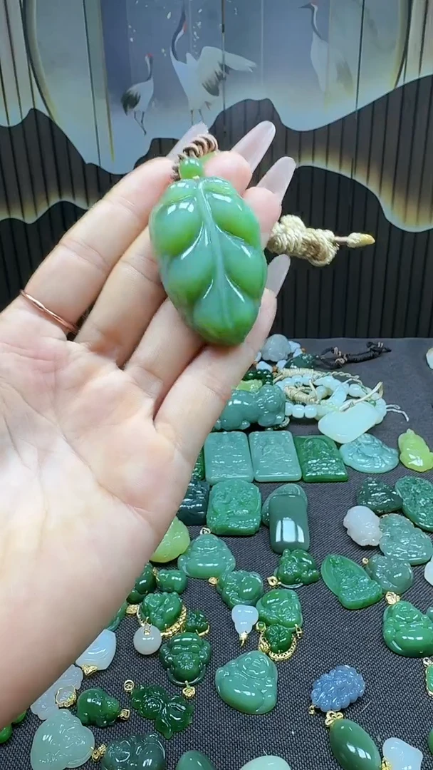 和田玉未镶嵌挂件1