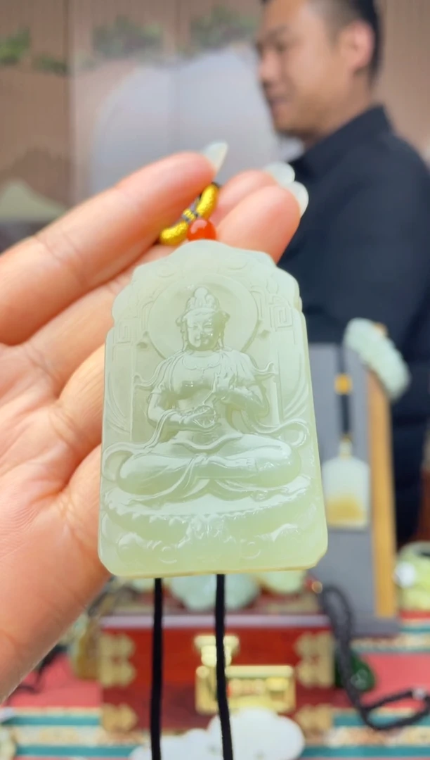 颈饰未镶嵌和田玉拍一发一