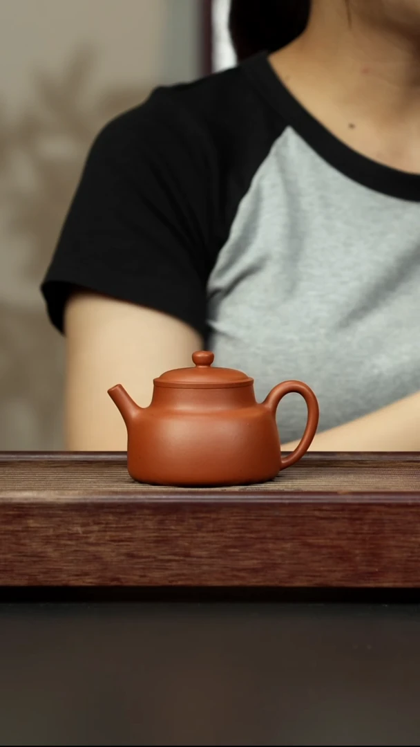 紫砂茶壶大红泥 言心