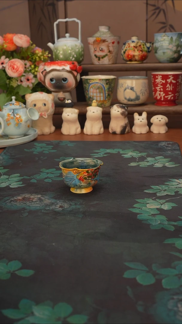 无瘾   蓝凤凰花口品茗杯