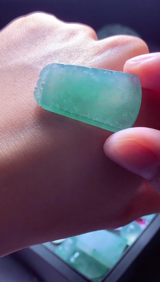 未镶嵌定制翡翠 翡翠毛货定制557729