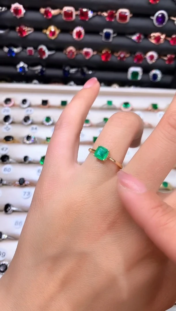 【闪购商品】祖母绿戒指银S925镶嵌6金