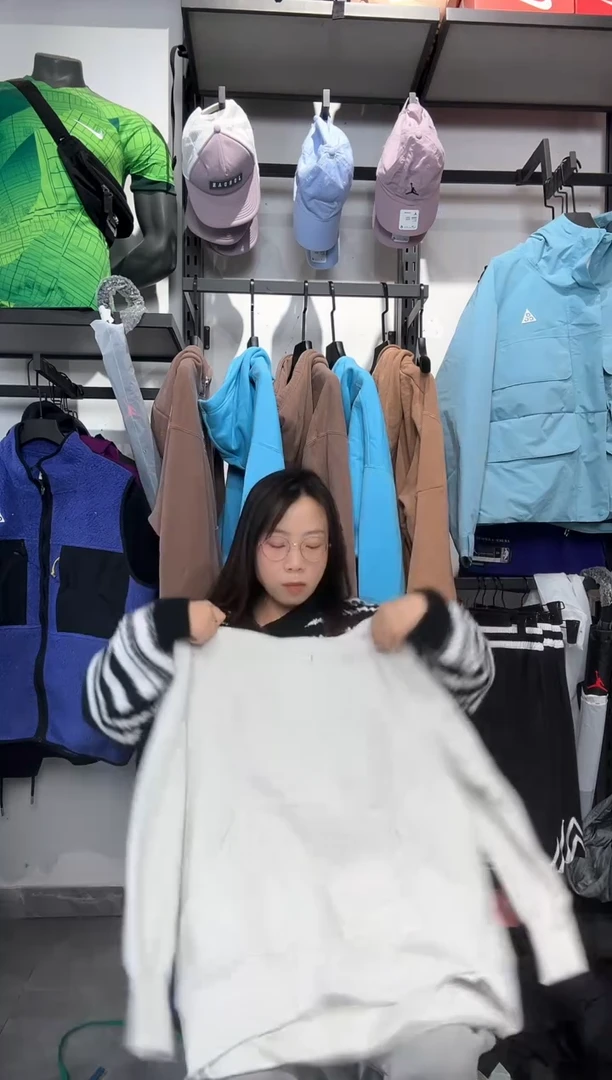 1382  编码 瑕疵款直播间过款为准 尺码 L