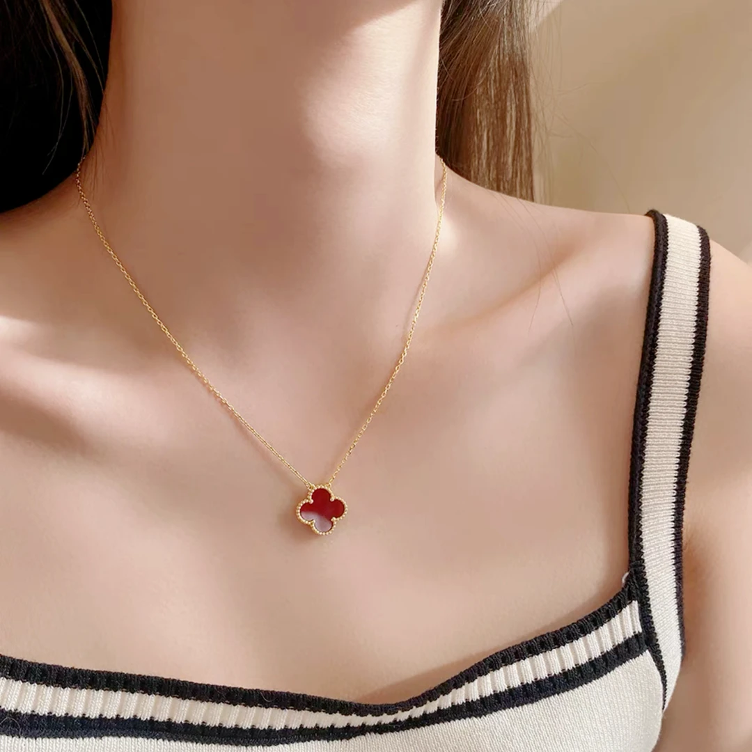 红色四叶草项链