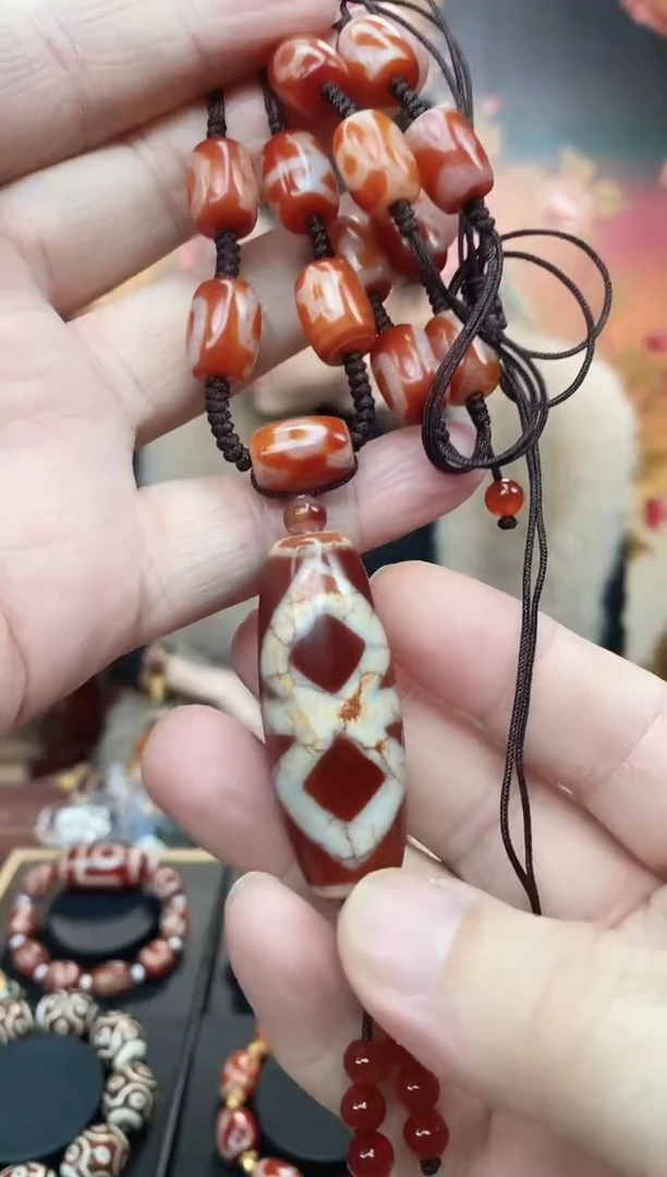 【闪购商品】玛瑙/玉髓吊坠未镶嵌玛瑙楚楚吊坠