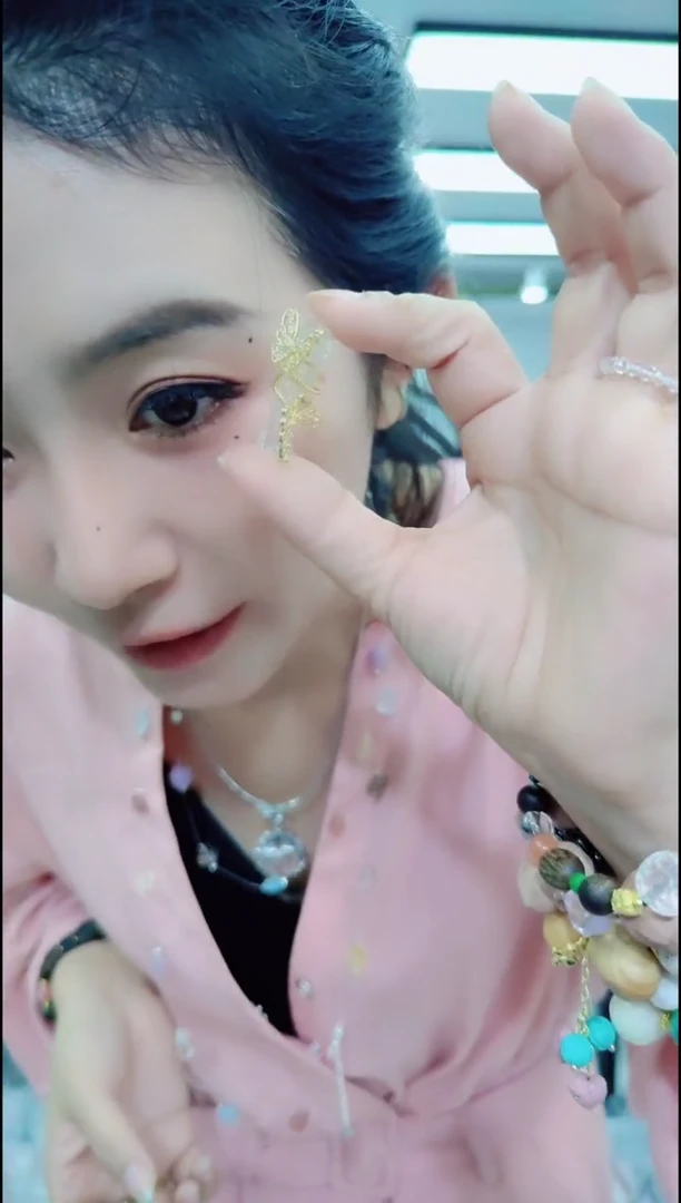 合金颈饰水晶29125水晶钻头吊坠