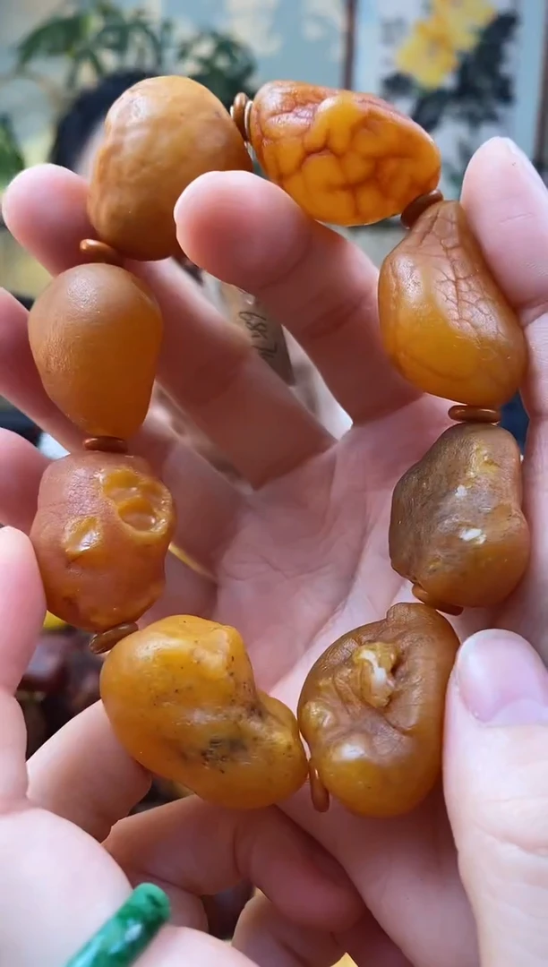 【闪购商品】琥珀手串未镶嵌手串