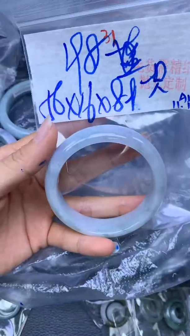 未镶嵌定制翡翠一***猫31毛货需精细抛光多样性1件198元