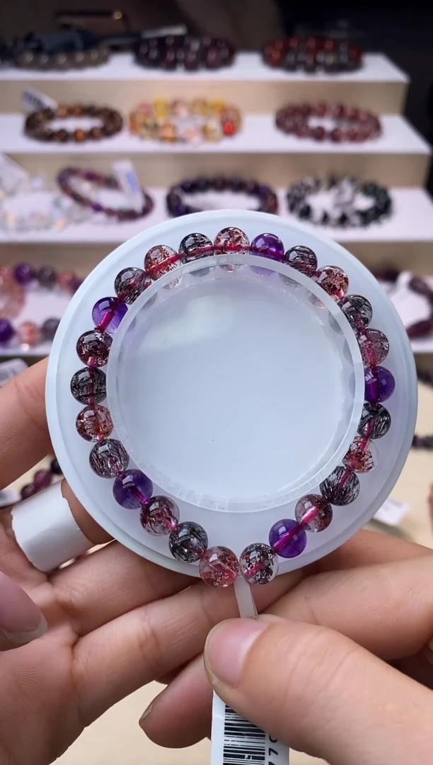 【闪购商品】水晶手链未镶嵌黑加仑超七7m+