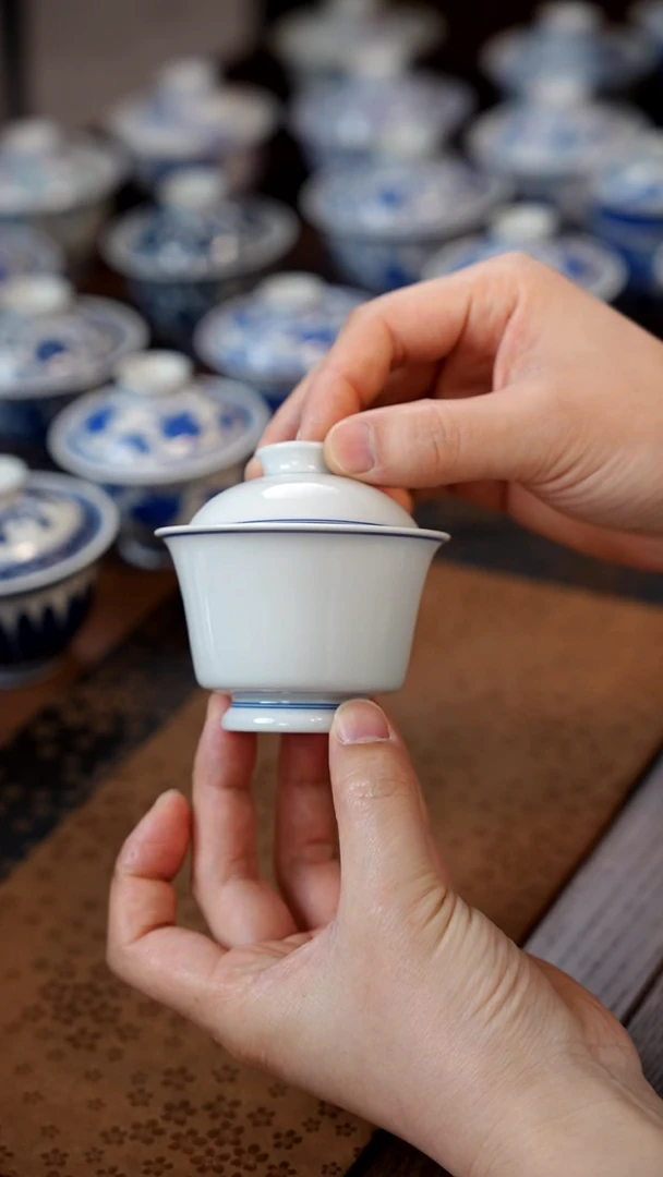 【闪购商品】100马蹄盖碗11111111