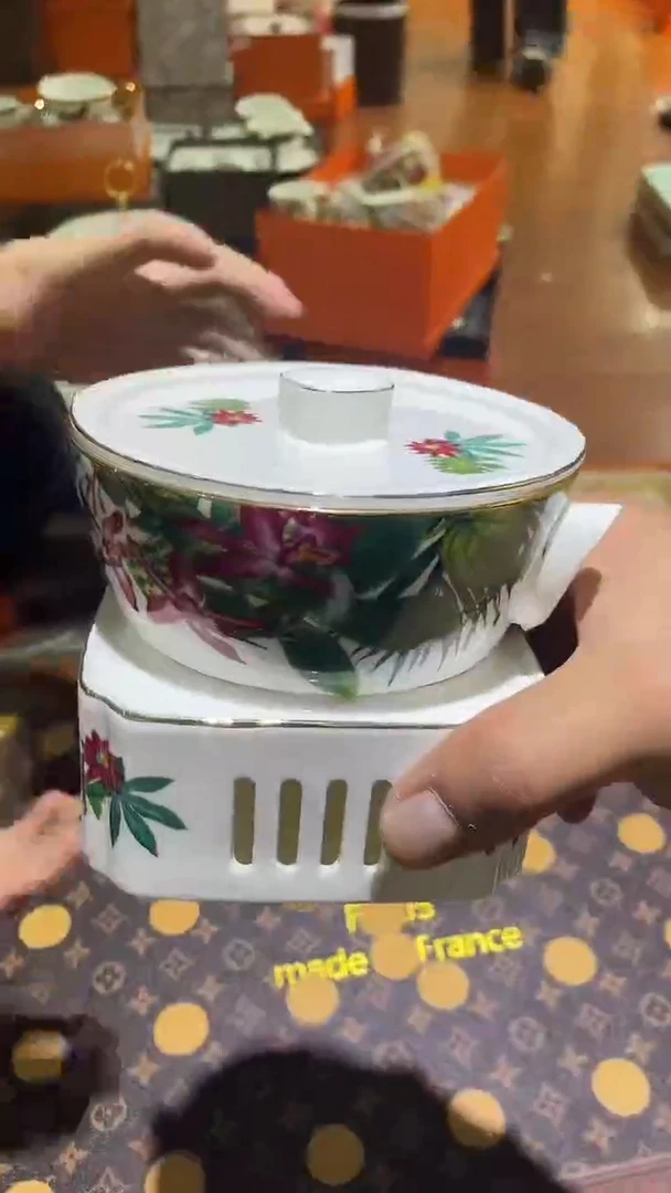 杯鸿辉家品牌瓷器，京东包邮！