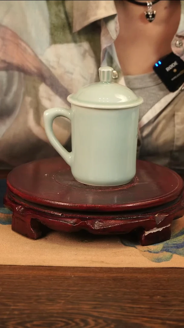 青瓷 粉青 梅钮杯