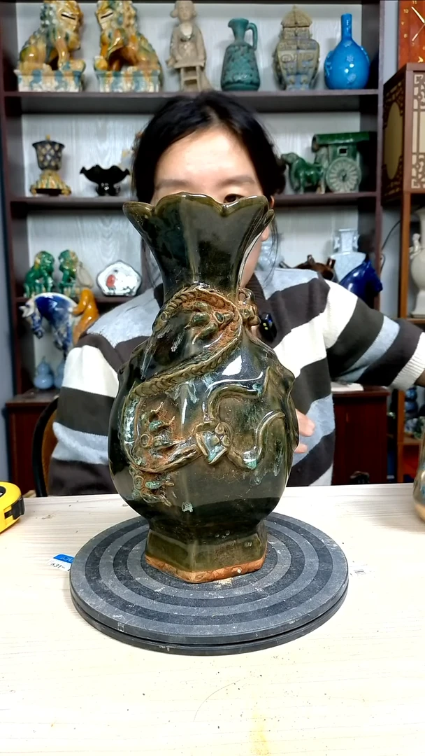 经典精美复古风格瓷器