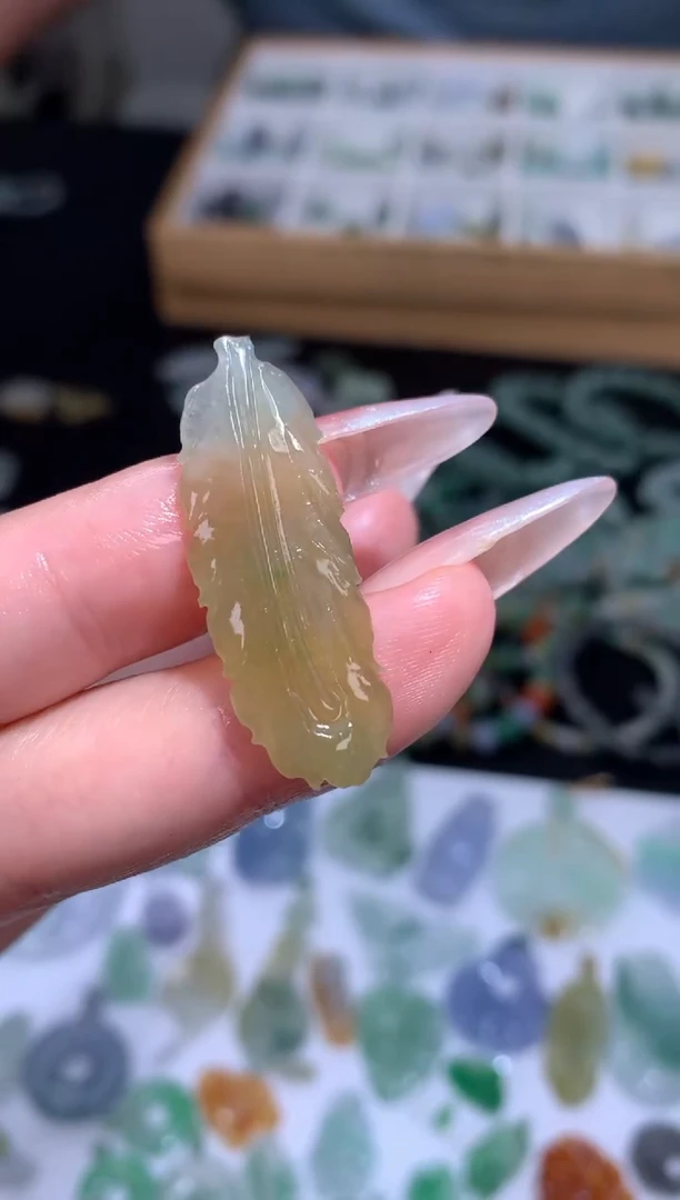 未镶嵌定制翡翠羽毛