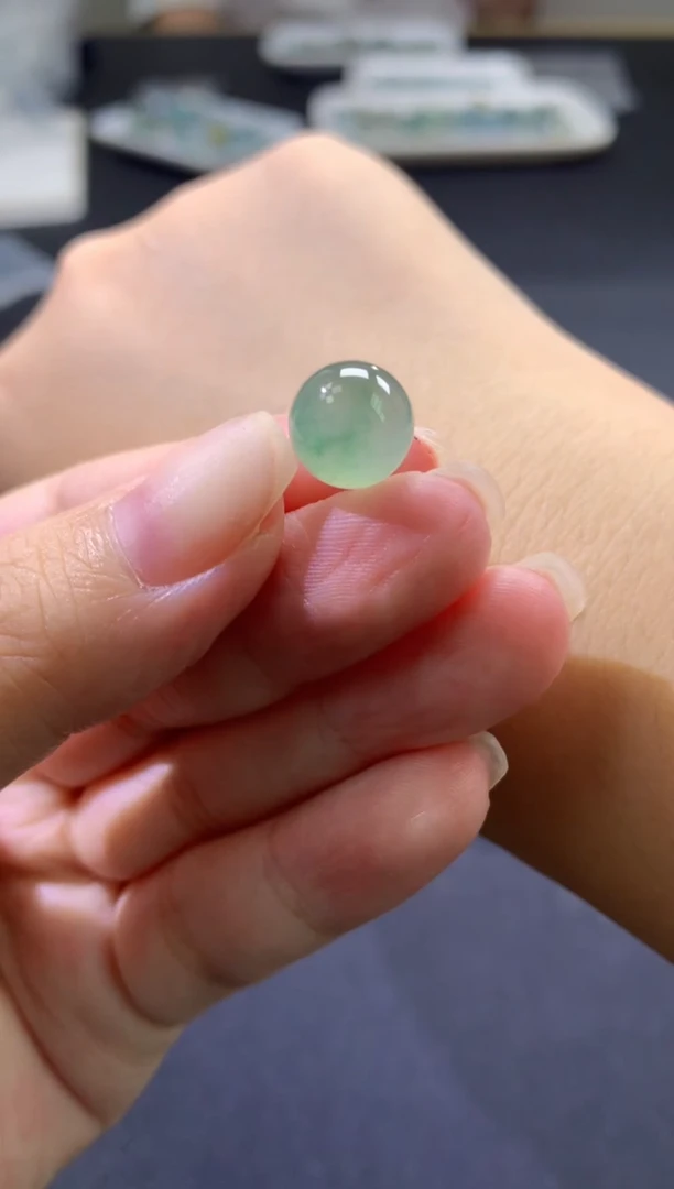 未镶嵌定制翡翠卡10mm