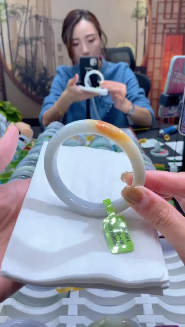 未镶嵌手镯翡翠000083230