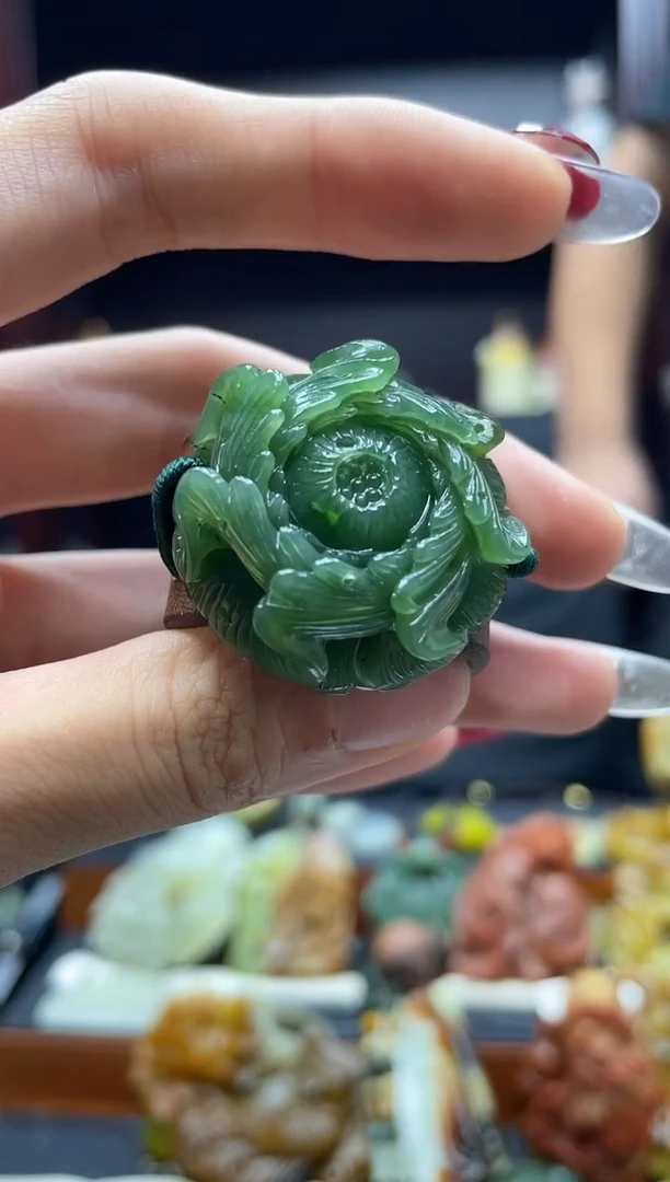 未镶嵌戒指和田玉·