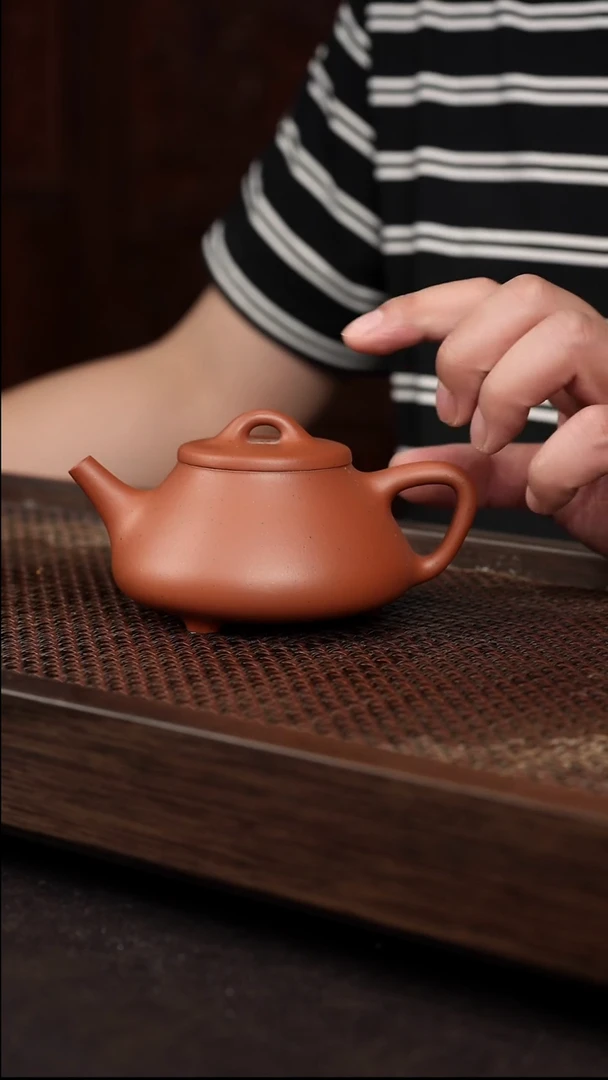 茶壶紫砂大红泥士恒石瓢