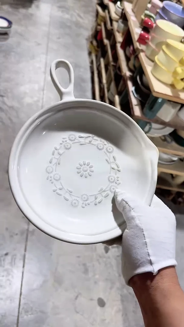 碗浮雕手柄盘微瑕 凑满20元包邮