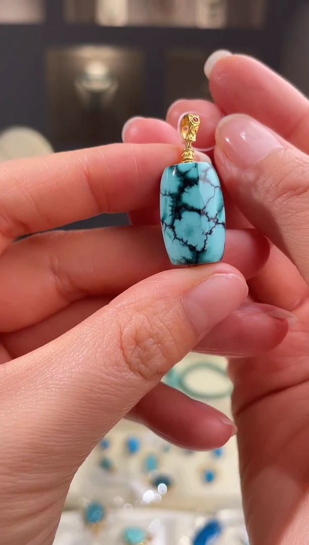 18K金镶嵌绿松石吊坠(不含链)1