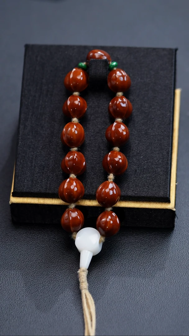 手串橄榄核短圆鲨鱼背15**15