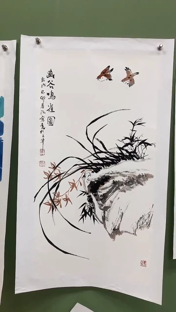 竖款精品三尺花鸟，幽谷