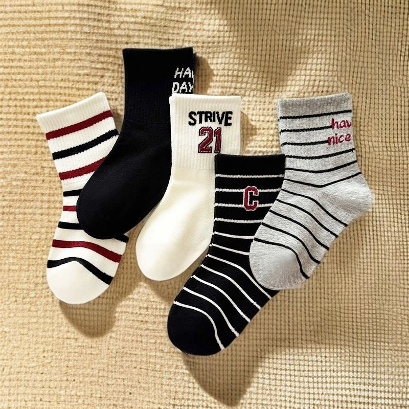 爱嘀嗒儿童袜子男女中大童秋冬款精梳棉高腰运动防臭中长筒条纹袜